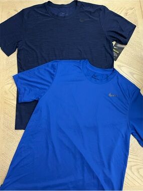*BUNDLE* Men Nike Short Sleeve Tees Size M